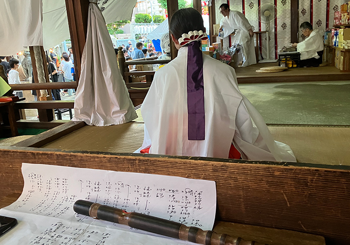 神楽奉納